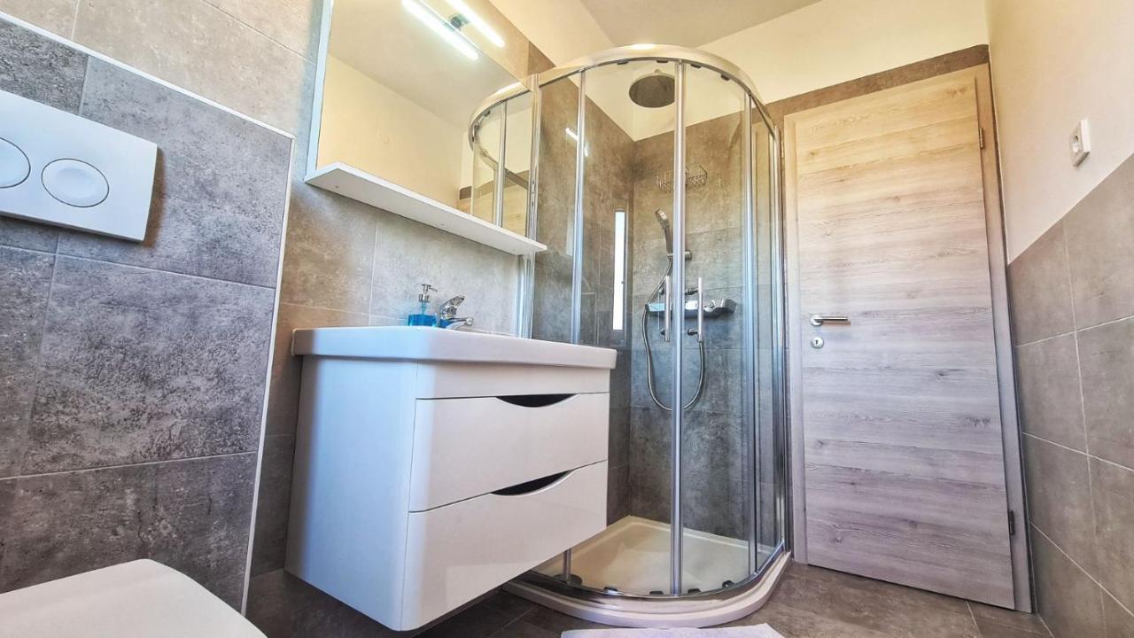 Apartments Ribaric Palit Экстерьер фото